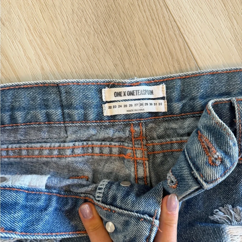 One teaspoon Jean shorts - Picture 3 of 3